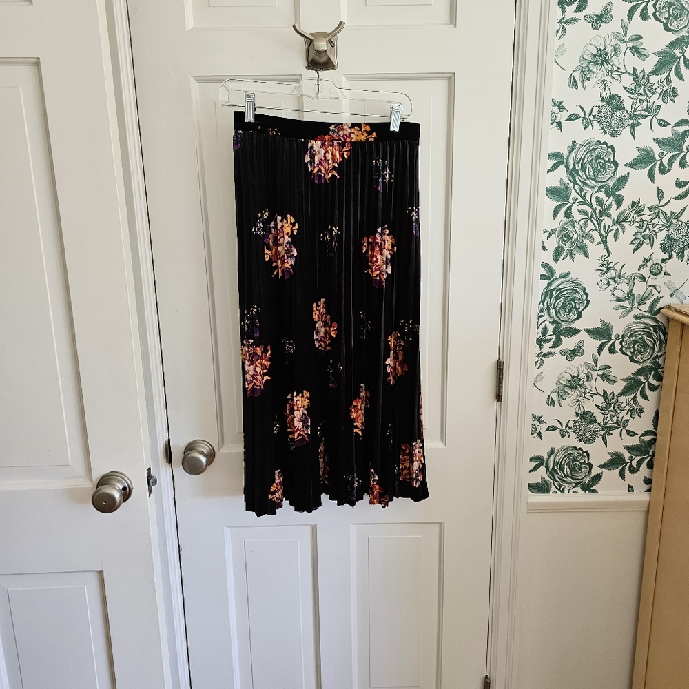 Anthropologie skirt XS Maeve brand